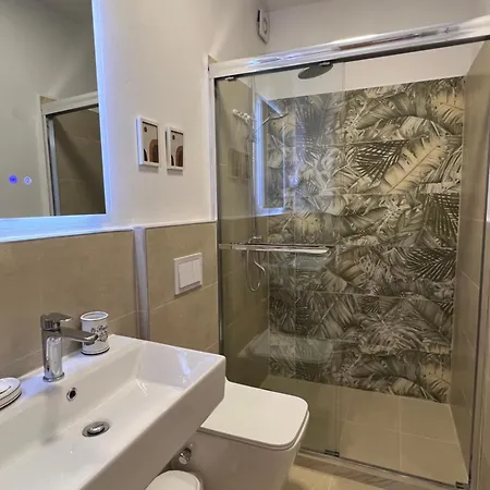 Art *